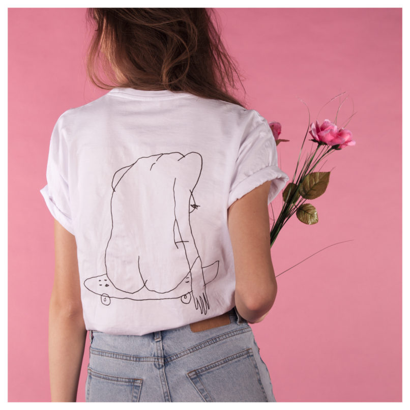 »Seelenheil« Tee x Model Shot (Back)