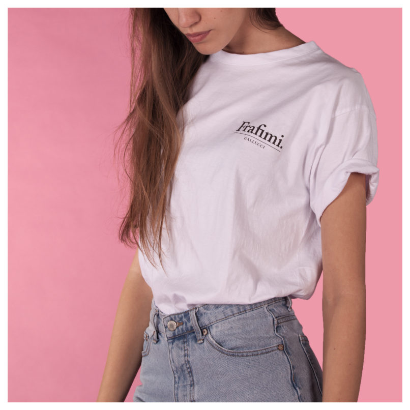 »Seelenheil« Tee x Model Shot (Front)